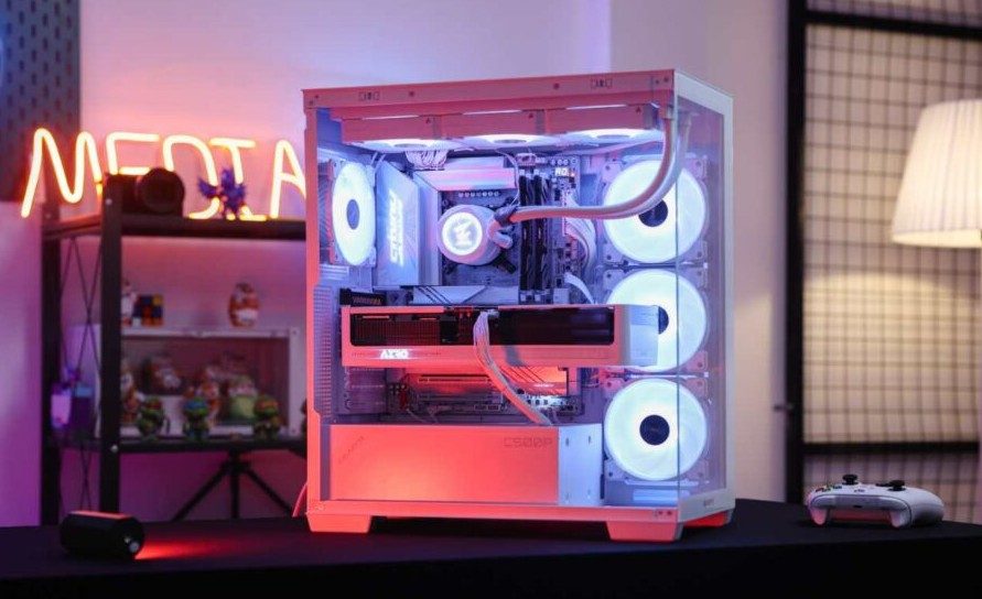 PC Gaming Gigabyte 5070Ti Trắng _anh 1